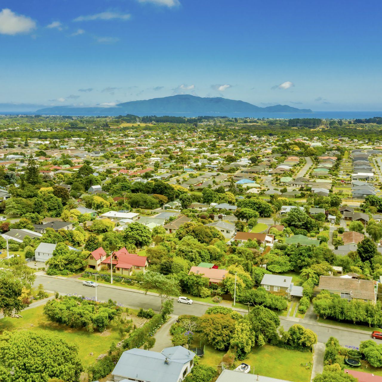 An aerial shot of the mesmerizing scenery of Waikanae township in New Zealand